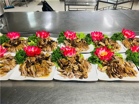 Ảnh nấu cỗ 20/10 ở thanh xuân