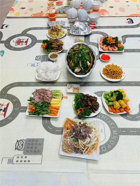 Ảnh nấu cỗ noel ở cầu giấy