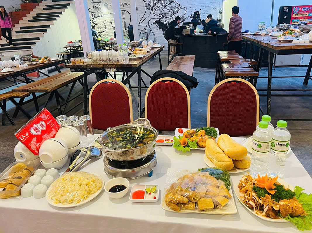 nấu cỗ gà đông tảo ở hoàn kiếm
