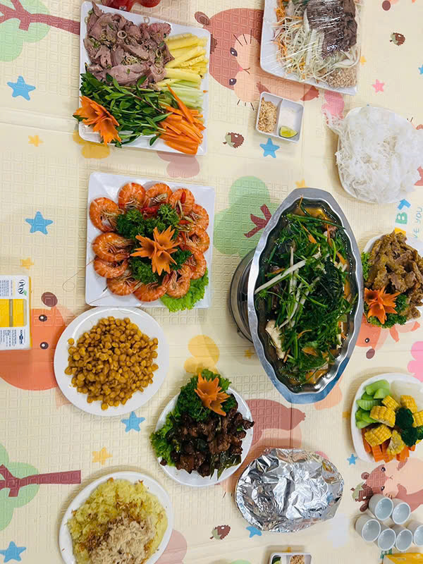nấu cỗ lợn mán ở hai bà trưng