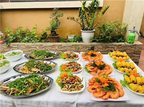 Ảnh nấu cỗ 20/10 ở hoàng mai