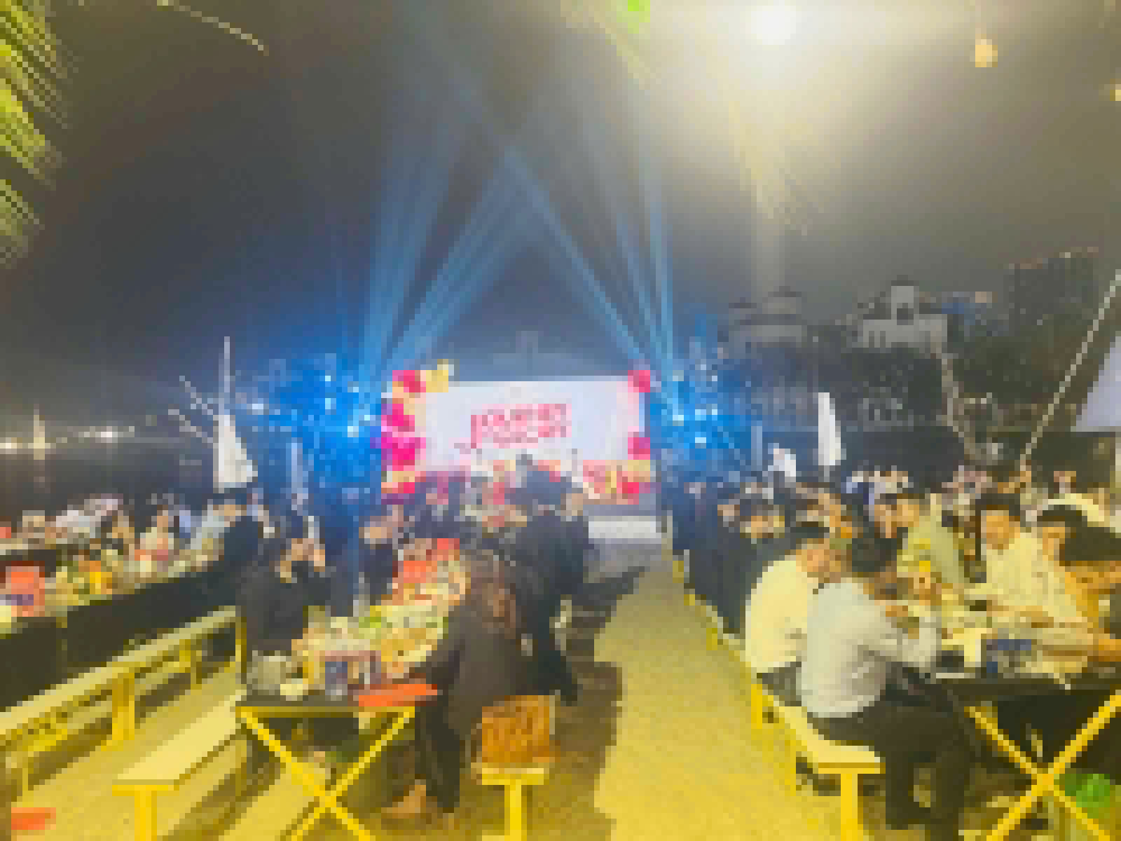 nấu cỗ 8/3 ở gia lâm