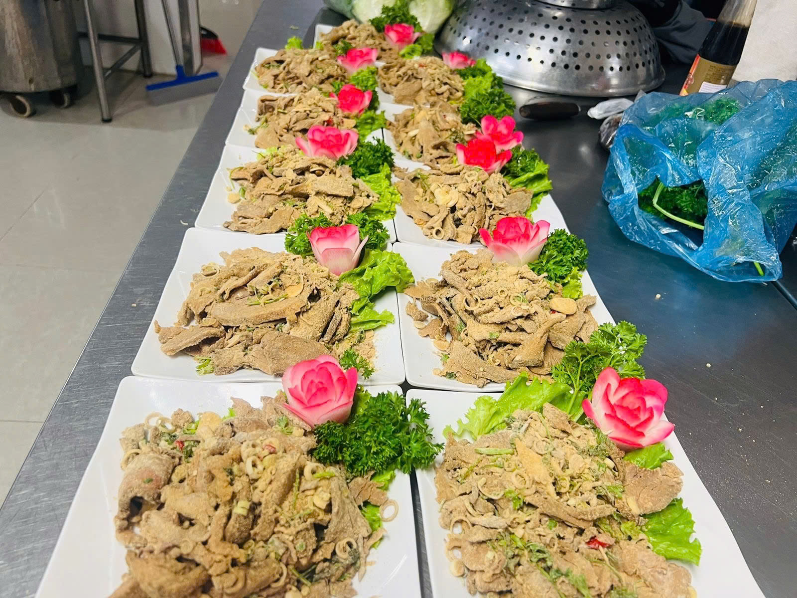 nấu cỗ ngỗng ở gia lâm