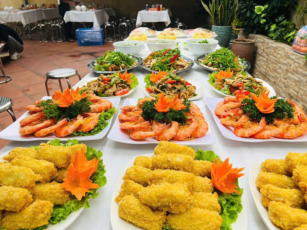 nấu tiệc buffet ở Thạch Thất