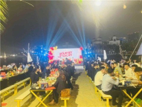 Ảnh buffet tại chỗ ở gia lâm