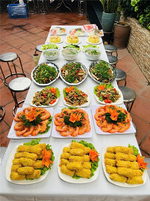 Ảnh nấu cỗ 8/3 ở Nam Từ Liêm